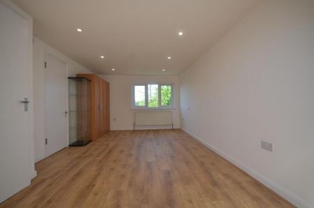 Residential development to rent - Photo 2