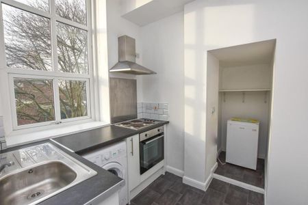 1 bedroom apartment to rent - Photo 2