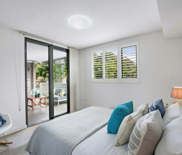 Stylish Haven in Secure Boutique Complex - Photo 2