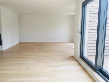 Appartement te huur - Foto 3