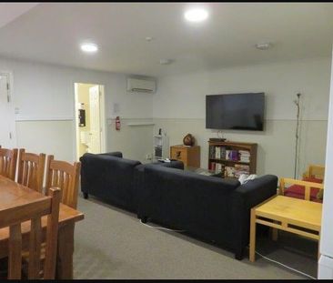 MAUNGARAKAI LIVING - Photo 3