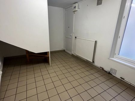 Location Appartement 2 pièces 25 m2 à Saint-Quentin - Photo 4