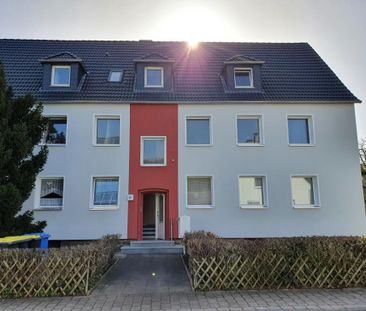 Sofort frei! Kleine 4-Zimmer-Wohnung in Höxter - Photo 3