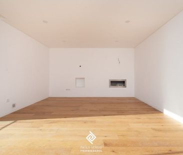 Santa Marinha e São Pedro da Afurada, Porto District - Photo 3