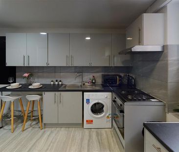 1 bedroom property to rent - Photo 1