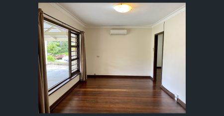 CHARACTER HOME WITH AWESOME OUTDOOR ENTERTAINING! - Photo 3