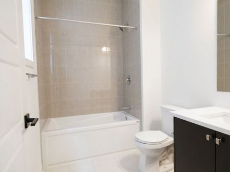 For Lease - 425 Mortar Terrace, Kanata, Ontario - Photo 2