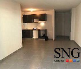 T3 AVEC GRANDE TERRASSE ET PARKING - Photo 1