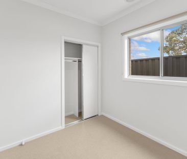 Modern Family Haven - Photo 1