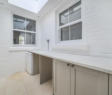 3 bedroom terraced house to rent - Photo 6