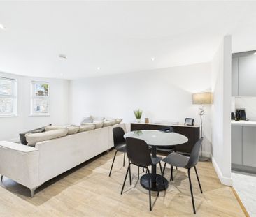 1 bedroom Flat in Elmhurst Court, Camberley - Photo 1