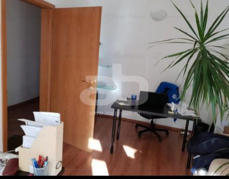 Zona Dorobanti vila 6 camere - Fotografie 4