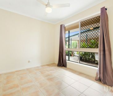 QUIET YET HANDY LOCATION! - Photo 5