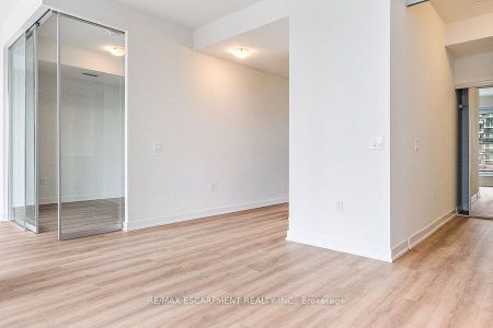 For Lease - 1 Quarrington Lane Unit# 715, Toronto, Ontario - Photo 5
