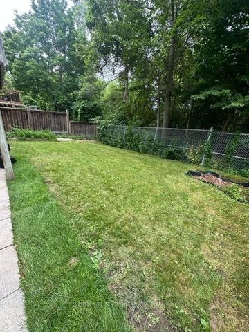 For Lease - 1115 Ridgewood Court, Pickering, Ontario - Photo 2