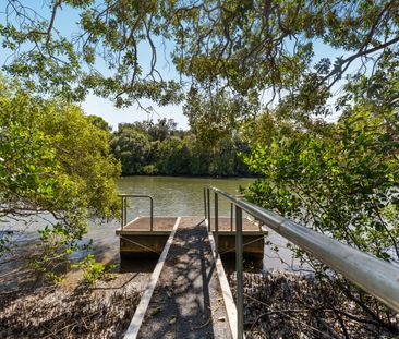21 Tranquility Circuit, Helensvale QLD 4212 - House For Rent | Domain - Photo 1