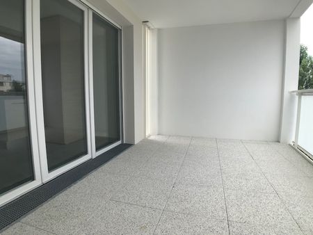 APPARTEMENT T3 66M - Photo 2
