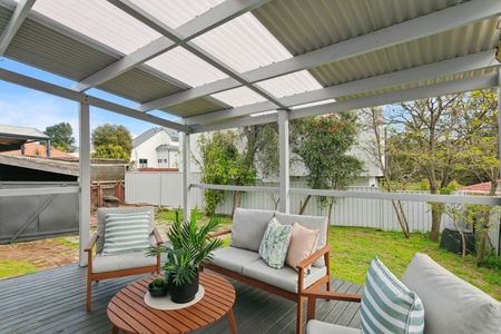 Vincent Street, West Leederville WA 6007 - 3 beds house for Rent, $950 per week - 17860884 | Domain - Photo 2