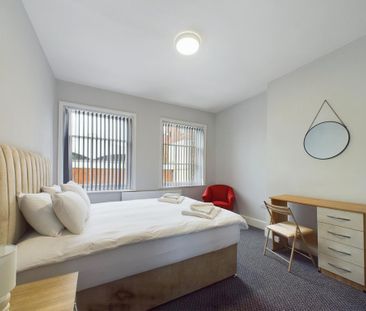 1 bedroom in a house share to rent - Photo 6