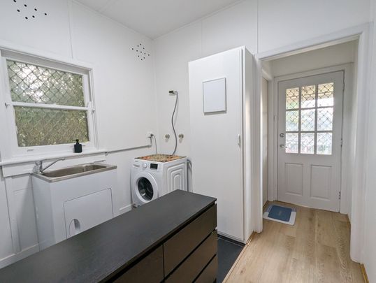 Macquarie Fields - Photo 1