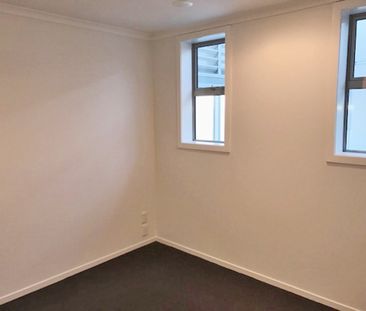 City Fringe Apartment - Photo 2