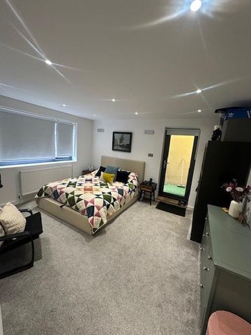 2 Bed Flat, Sybil House, SE19 - Photo 4
