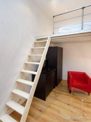 Logement à Paris, Location meublée - Photo 1