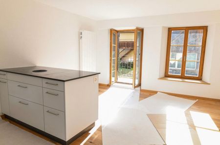 Charmante 2-Zimmer-Altbauwohnung im historischen Büren an der Aare – ab sofort verfügbar - Photo 2