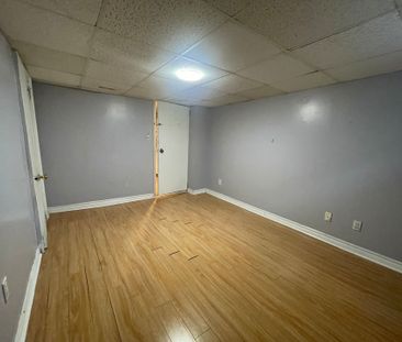 For Lease - 116 Cartier Crescent Unit# Basement, Richmond Hill, Ont... - Photo 5