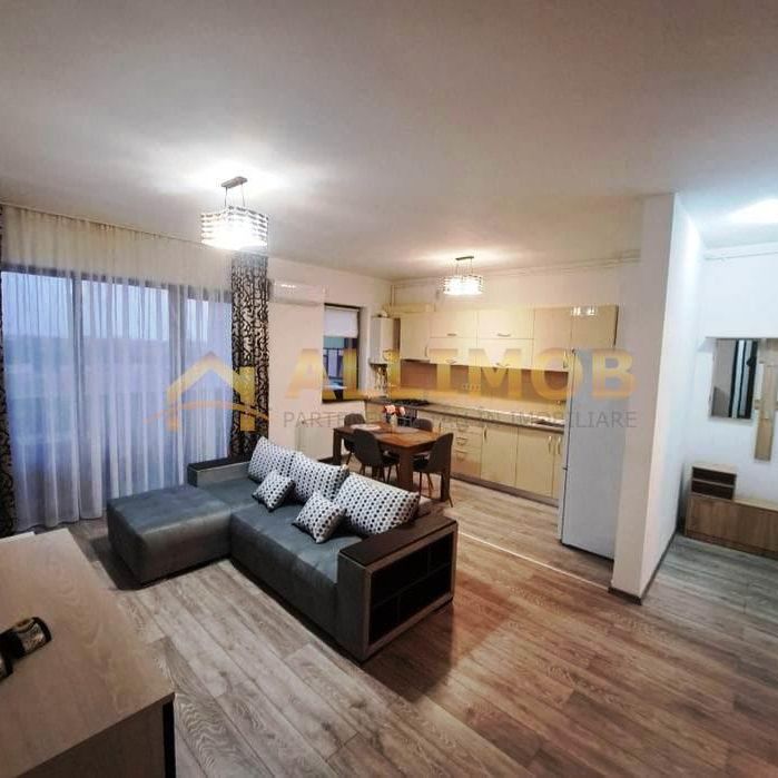 Apartament 3 camere in Ploiesti, zona 9 Mai - Fotografie 1