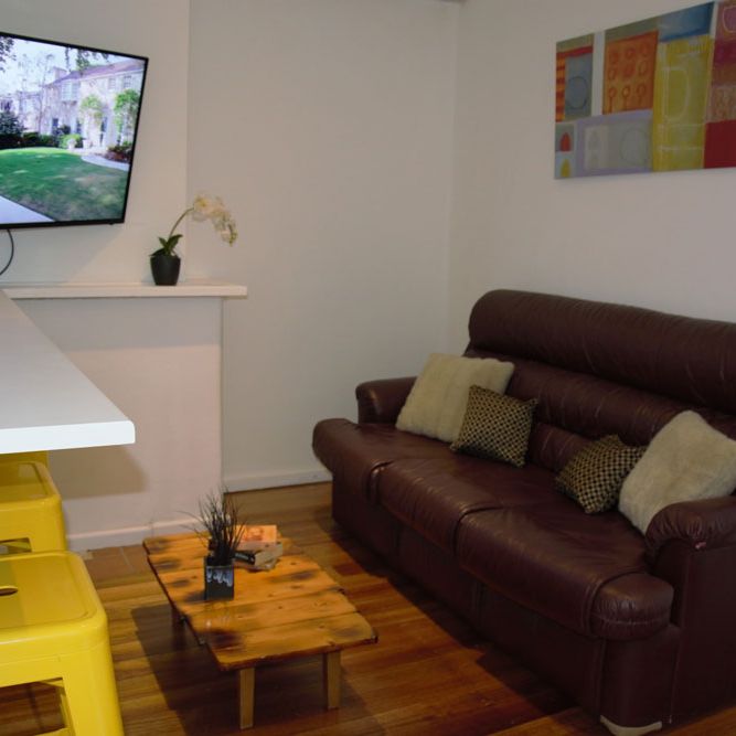 THE BEST FOUR BEDROOM APARTMENT. - Photo 1