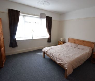 2 Bedroom Flat To Rent in Westbourne - £1,343 pcm Tenancy Info - Photo 4