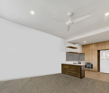 102/115 Overton Road, Williams Landing VIC, Belconnen - Photo 2
