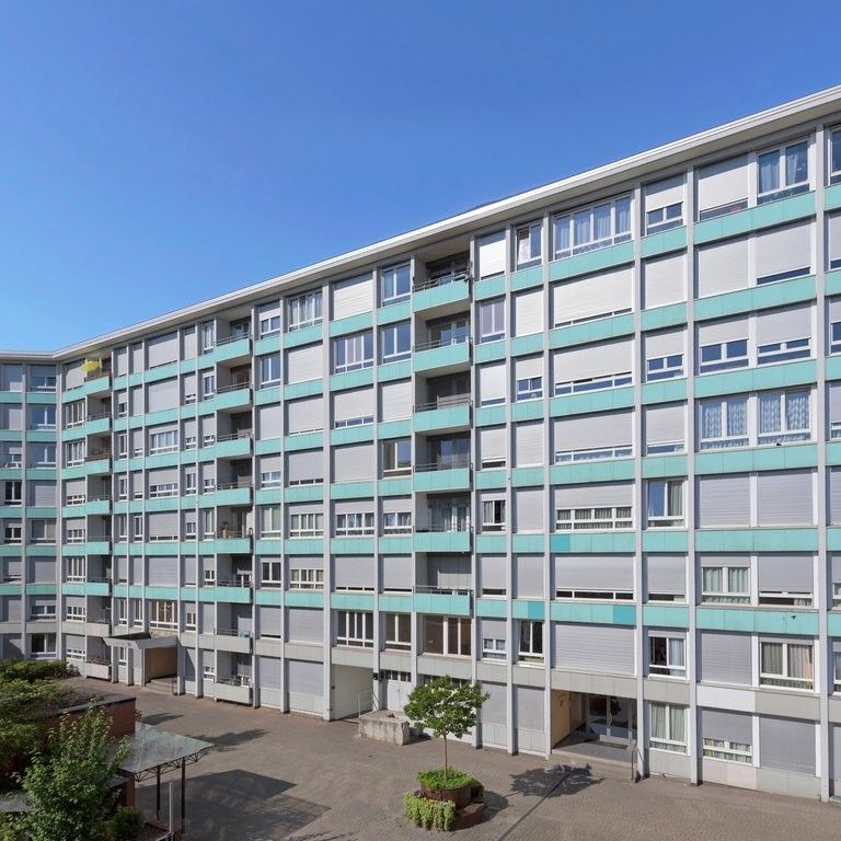 Proche Aéroport et organisations internationales - Foto 2