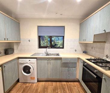 East Station Road, Aldershot, GU12 - Photo 4