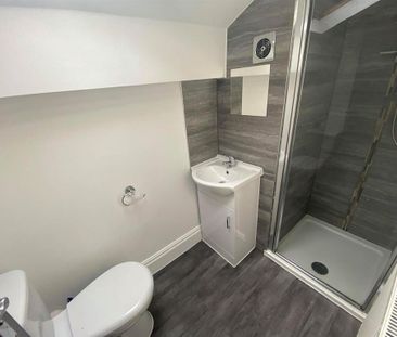 1 bedroom in a house share to rent - Photo 6