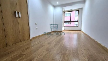 Piso de alquiler en Centro - Photo 2