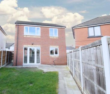 3 bedroom detached house to rent - Photo 3