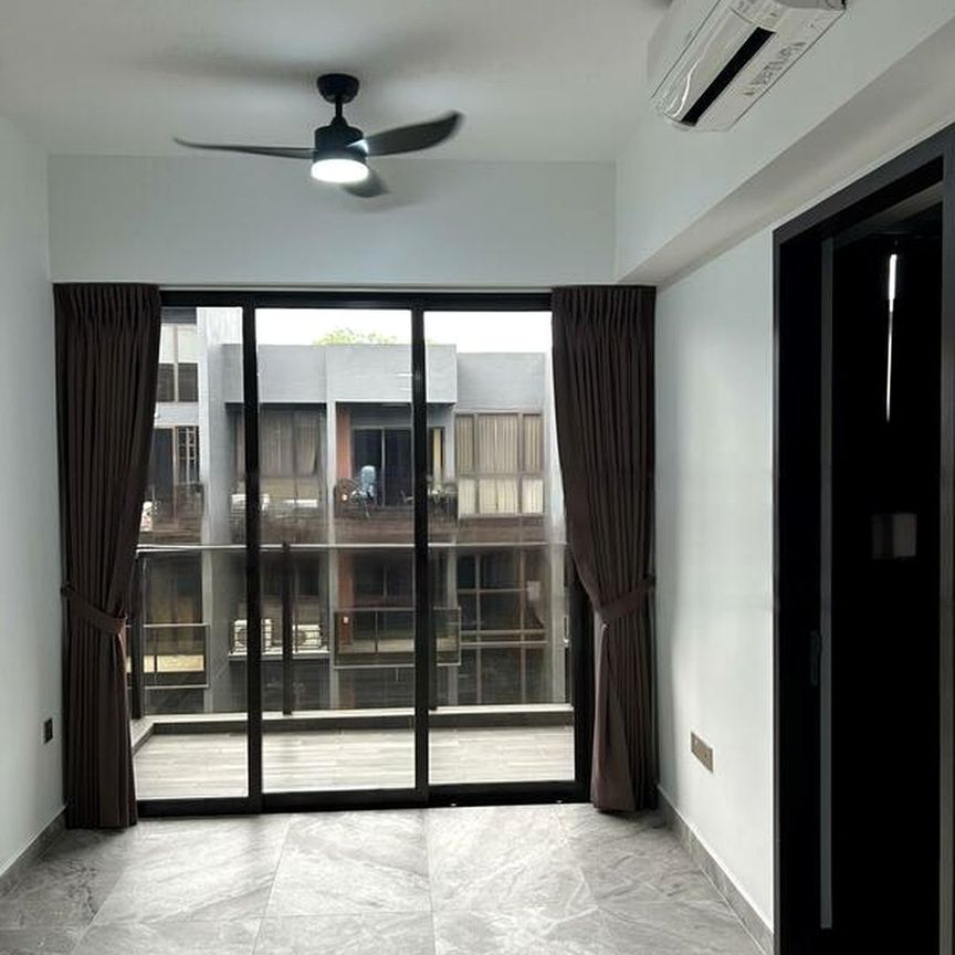 The Commodore (D27), Condominium - For Rent - Photo 1