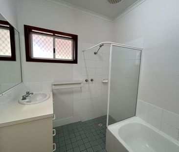 4 BED 2 BATH HOME IN PEGS CREEK - BREAK LEASE - Photo 5