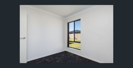 Ideally Located Family Home - Photo 4