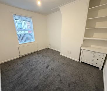 Rosedale Road, Birkenhead - Photo 5