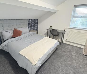 1 bedroom in a house share to rent - Photo 4