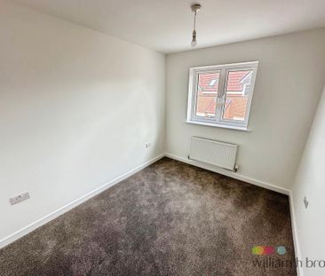 2 bedroom semi-detached house to rent - Photo 4