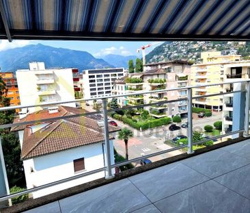 Direttamente al lago con balcone e ascensore - Foto 6