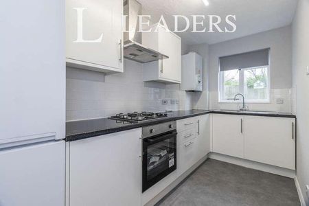 Eyston Drive, Weybridge, KT13 - Photo 4