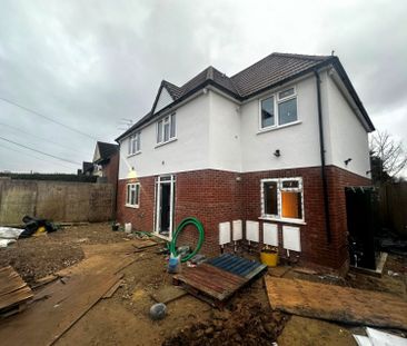 Desford Way, Ashford, Surrey,TW15 - Photo 6