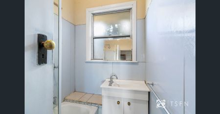 Close to Bendigo Hospital - Photo 2