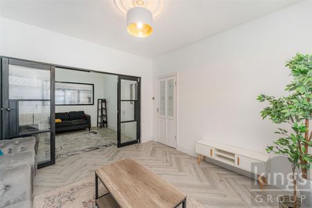 3 Bedroom House To Let - Photo 4