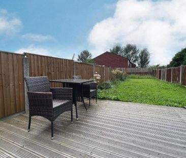 3 bedroom terraced house to rent - Photo 5